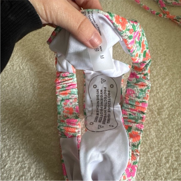 Bikini Bundle - Picture 7 of 16